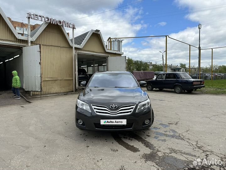 Toyota Camry 3.5 AT, 2010, 299 000 км