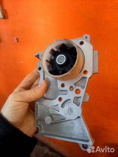 Запчасти на renault