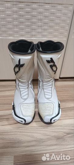 Мотоботы женские