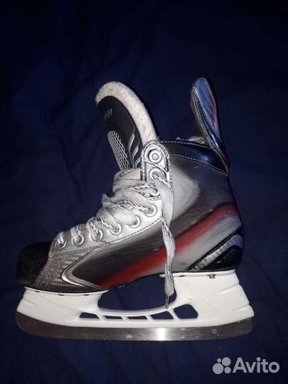 Хоккейные коньки bauer