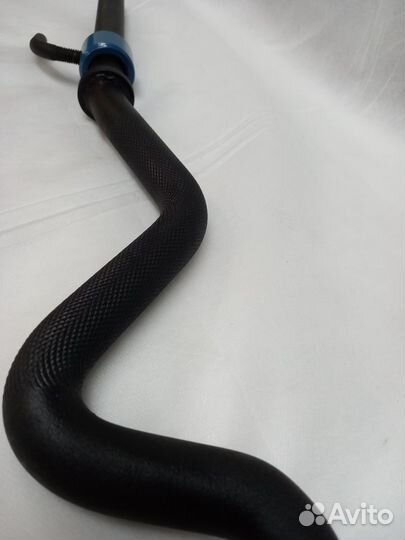 Гриф сильноизогнутый