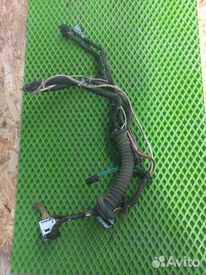 Проводка двери Nissan Primera P11 право перед