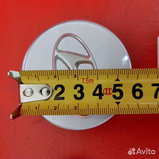 Хендай колпачок в ступицу колеса новый