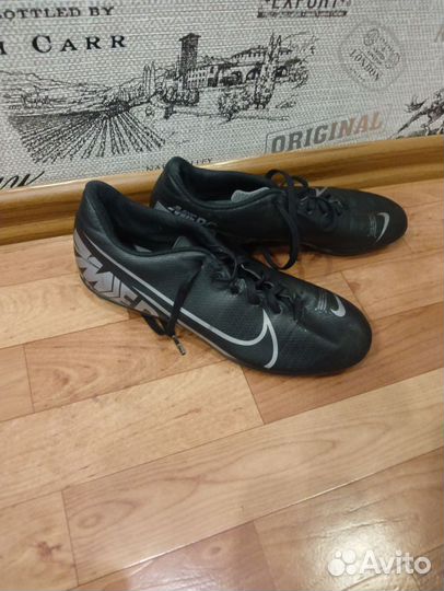 Футбольные бутсы 40 российский размер