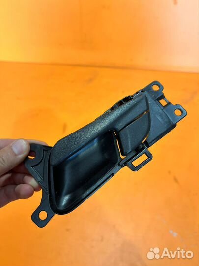 Ручка двери внутренняя левая на Hyundai Creta