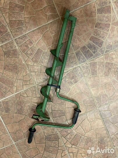 Палатка бур и стул для зимней рыбалки