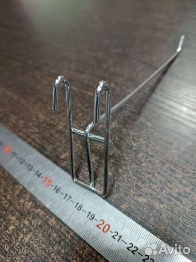 Крючки металлические 12 штук