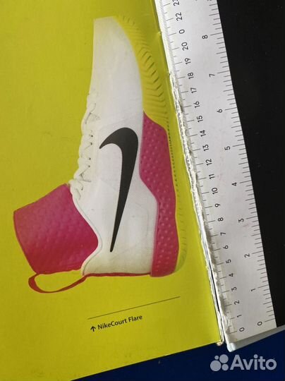 Кроссовки история мирового безумия книга