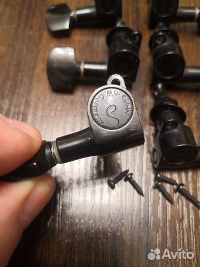 Колки для гитары Schaller черные 3+3