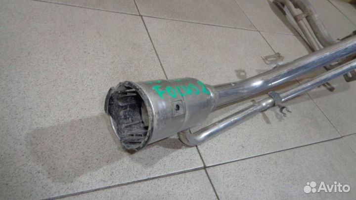 Горловина топливного бака Ford Focus 2