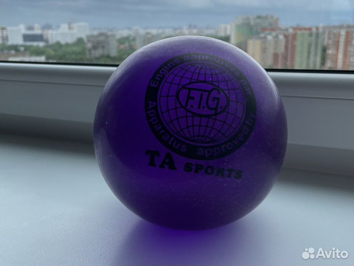 Гимнастический мяч 15