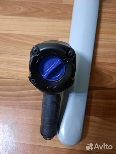 Гайковерт пневматический licota PAU-04048