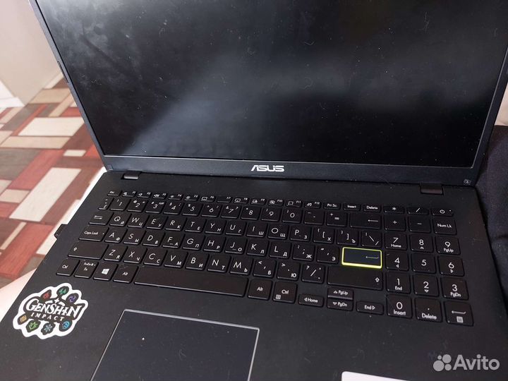Ноутбук asus E510