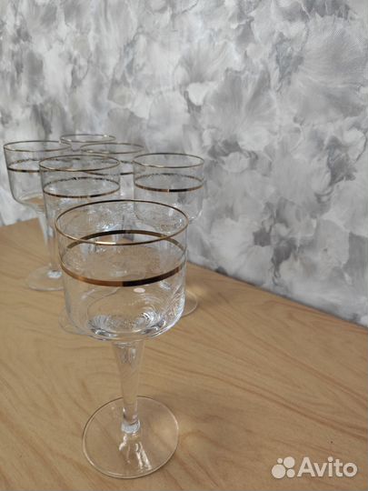 Изысканный набор бокалов