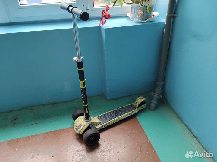 Самокат детский трехколесный бу