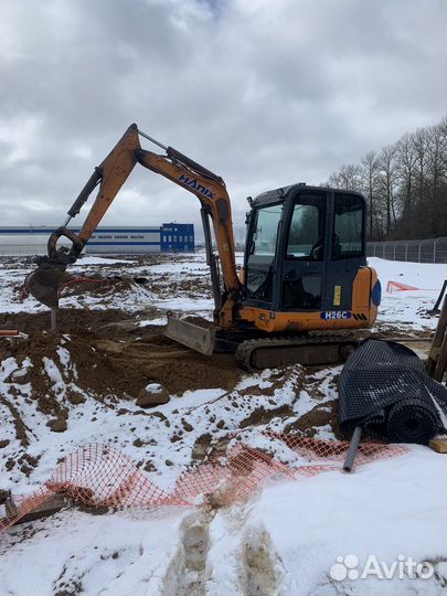 Мини экскаватор