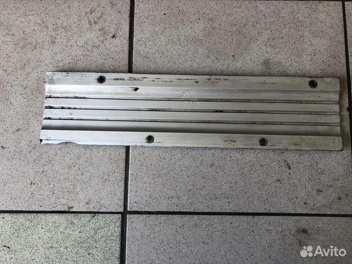 Клапанная крышка Saab 9-3 II 2.0 B207L