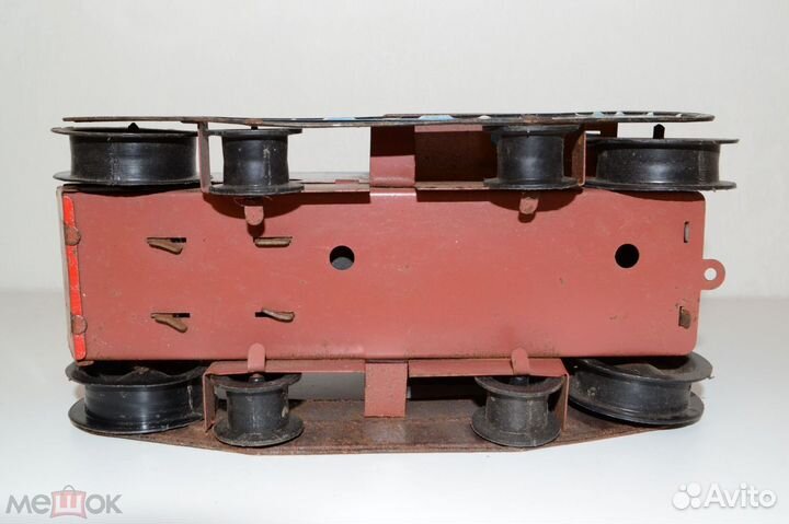 Игрушка СССР Трактор Гусеничный Механический