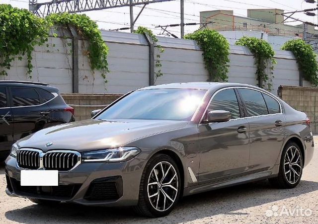BMW 5 серия 3.0 AT, 2021, 26 000 км с пробегом, цена 3290000 руб.