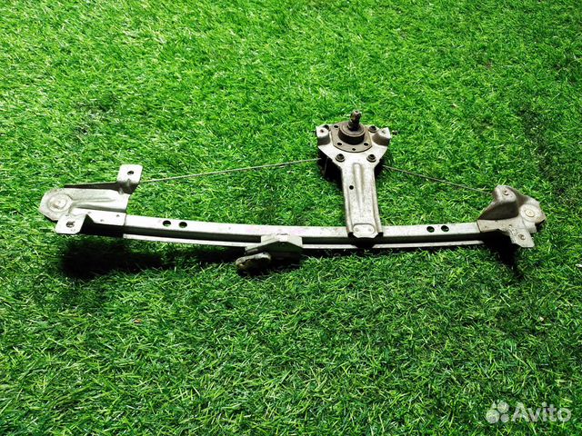 Стеклоподъемник механ. задний левый Opel Omega B