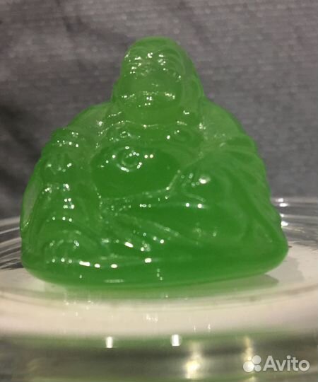 Фигурка будды