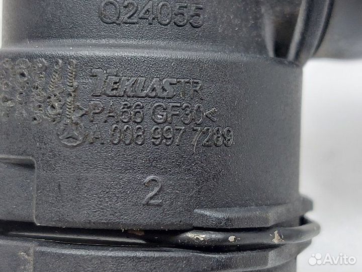 Патрубок системы охлаждения Mercedes-Benz C W205