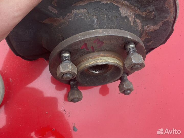 Mitsubishi colt передние кулаки - ступица цапфа