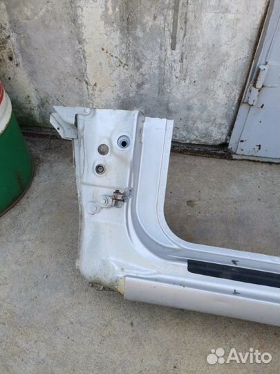 Порог кузова левый Ford Focus 2 Рестайлинг хэтчбек