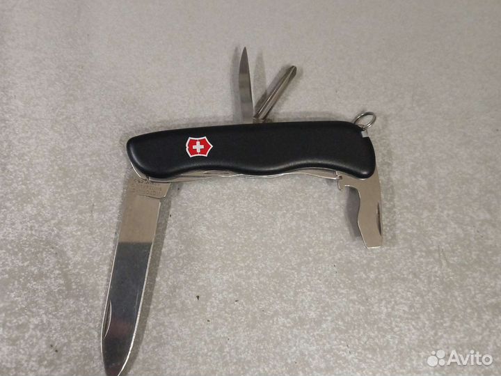 Нож складной швейцарский