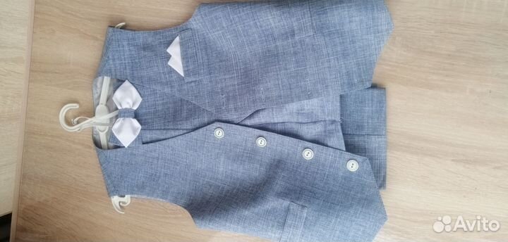 Костюм на мальчика нарядный