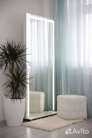 Ростовое зеркало с led подсветкой