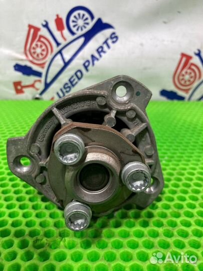 Насос водяной (помпа) Volkswagen Touareg 7L6 7L7