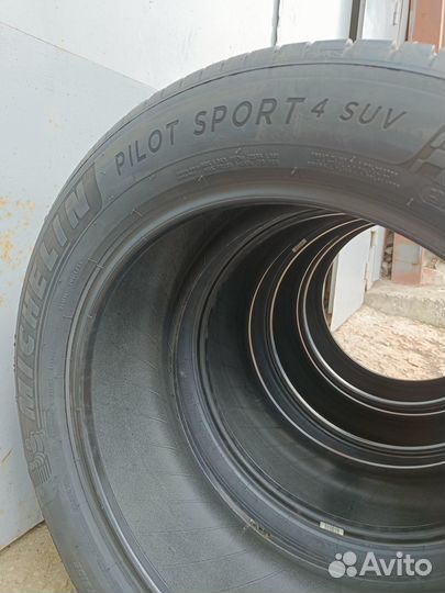 Michelin Pilot Sport 4 SUV 275/50 R21 113V