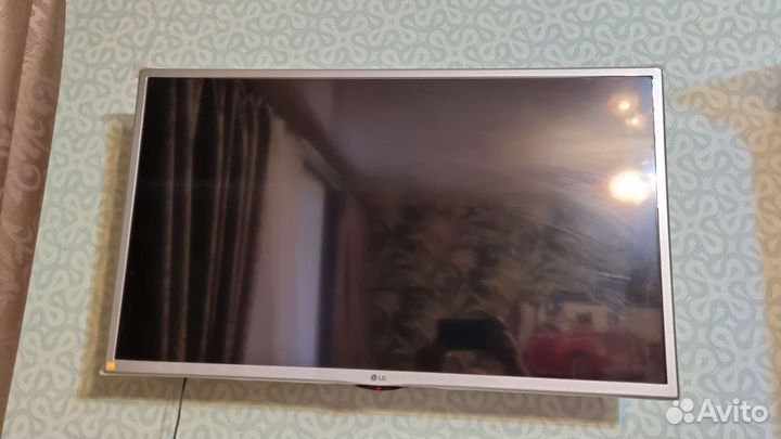Телевизор LG smart tv 32