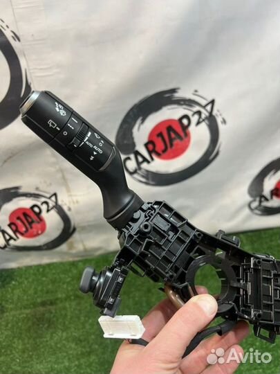 Блок подрулевых переключателей Lexus Ux200 mzaa10