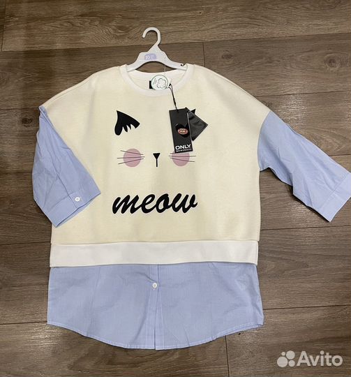 Много одежды для девочки