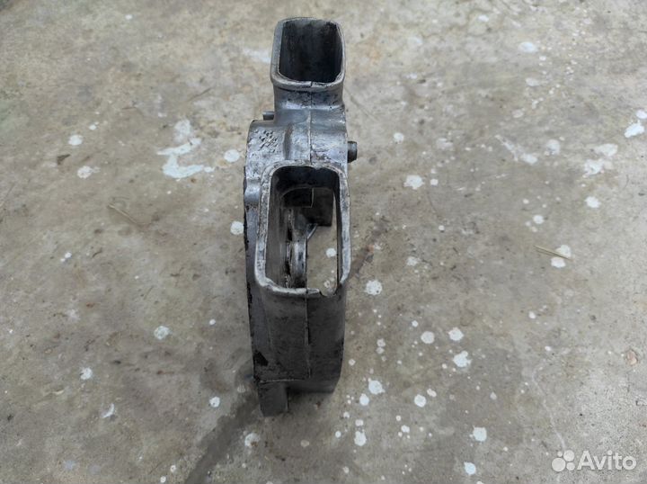 Крышка коробки передач на мотоцикл Иж Планета