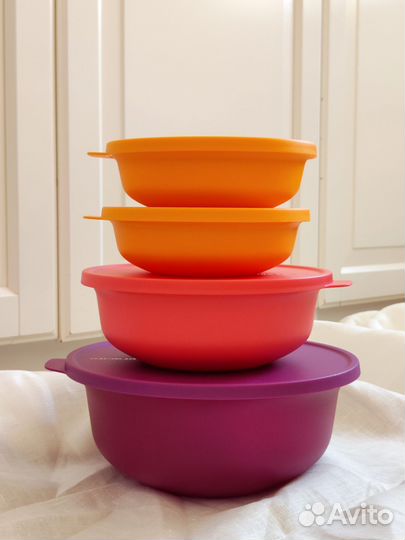 Миски и контейнеры Tupperware