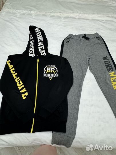 Спортивный костюм