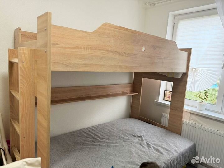 Двухъярусная кровать с диваном бу