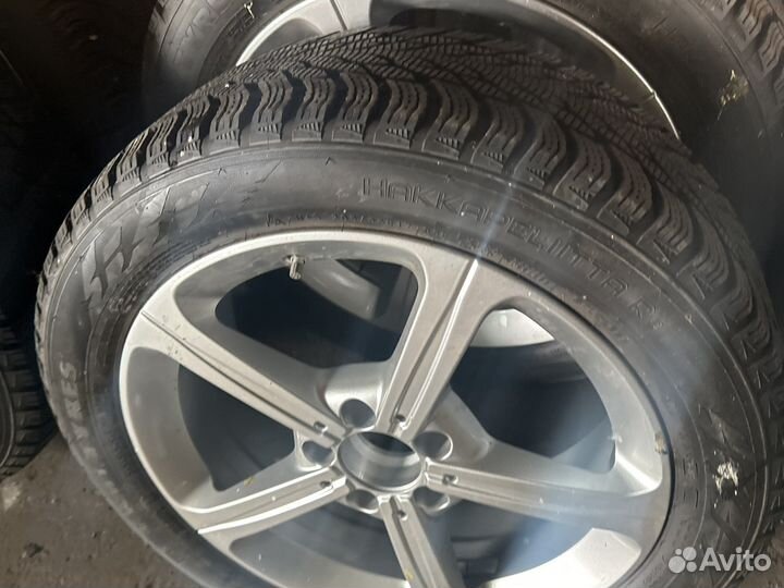 Nokian Tyres Hakkapeliitta R3 2.25/6 R17