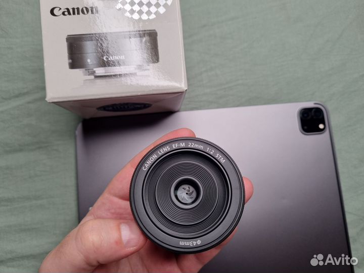 Canon efm 22mm f2.0 STM