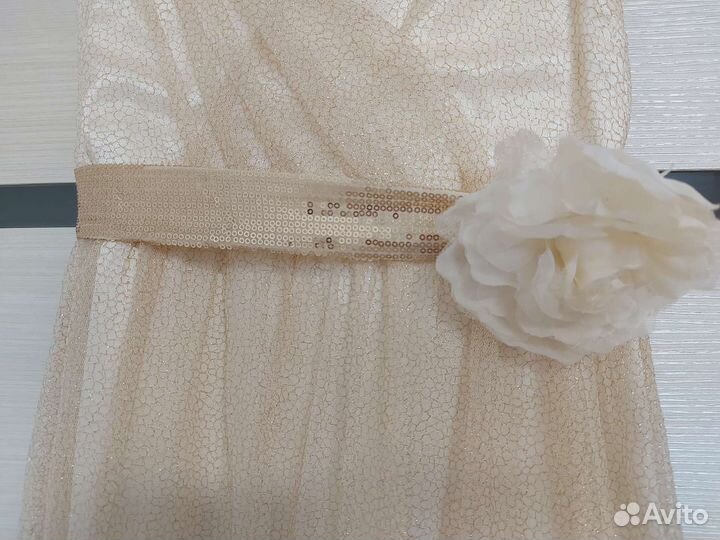 Нарядное платье для девочки