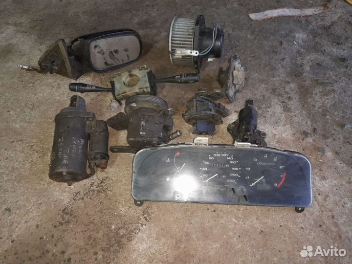 Запчясти на ниссан примъера 2.0 бензин