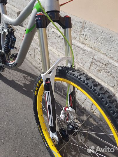 Велосипед двухподвес Kona Entourage