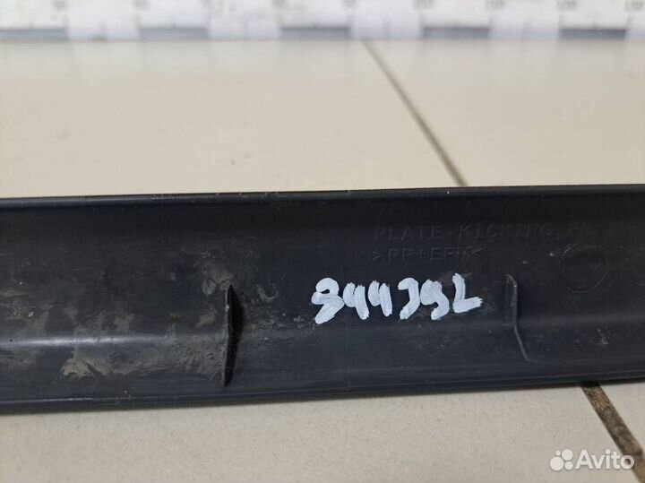 Накладка порога внутренняя Nissan Almera 3 G11, G15 2012