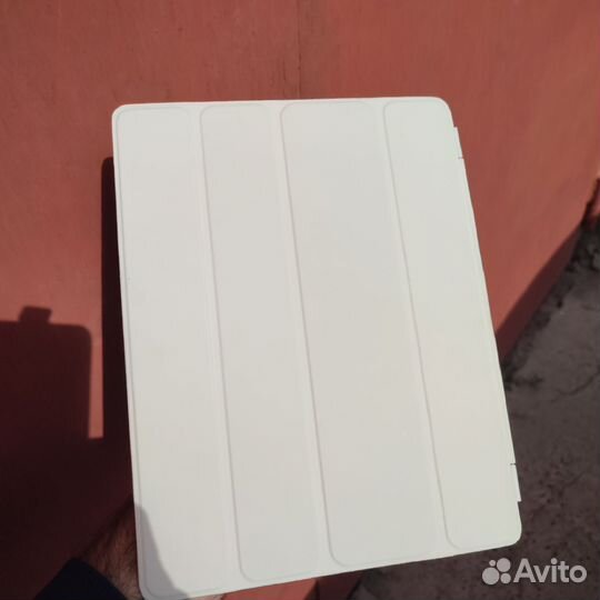 2 чехла на iPad