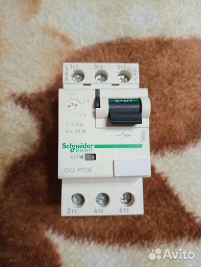 Автомат защиты двигателя gv2-rt06 Schneider новый