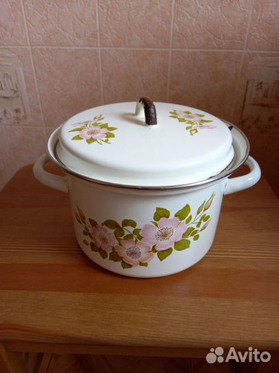 Кастрюля эмалированная б/у