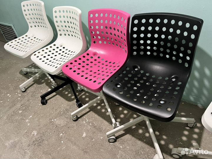 Компьютерный стул IKEA сколберг / споррен